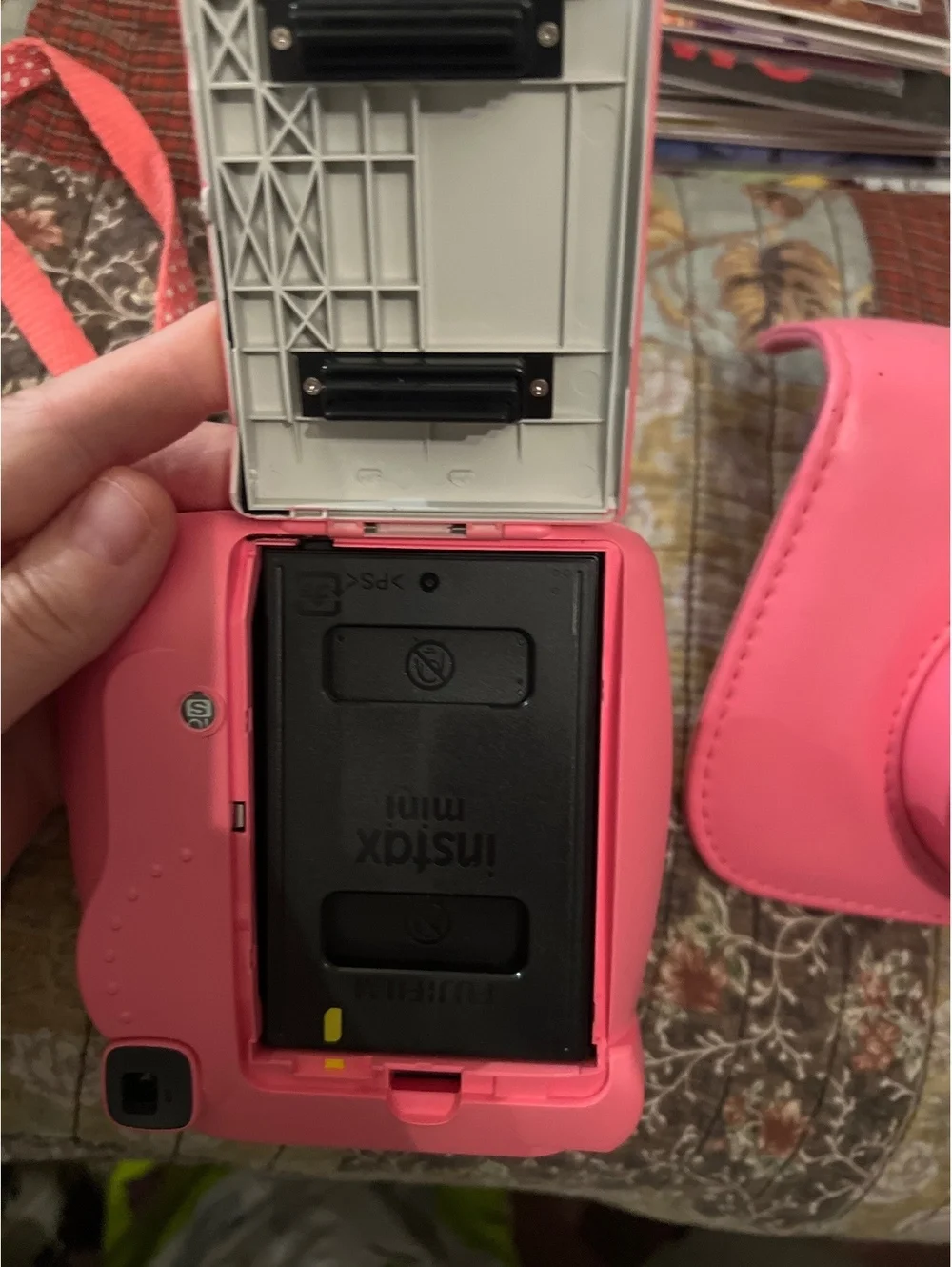 Fujifilm Instax Mini Instant Camera Pink with Protective Case